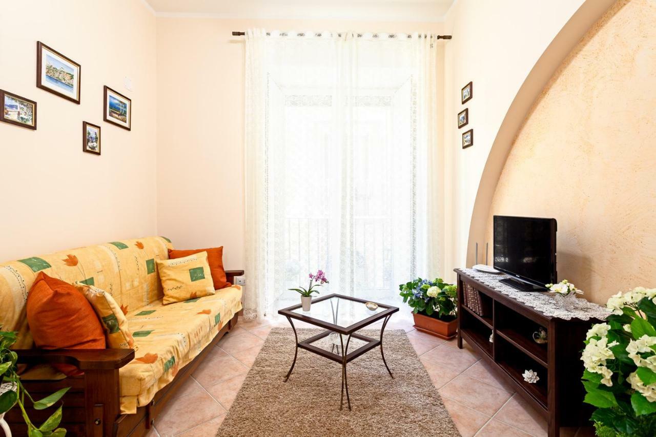 Appartement Doris House *